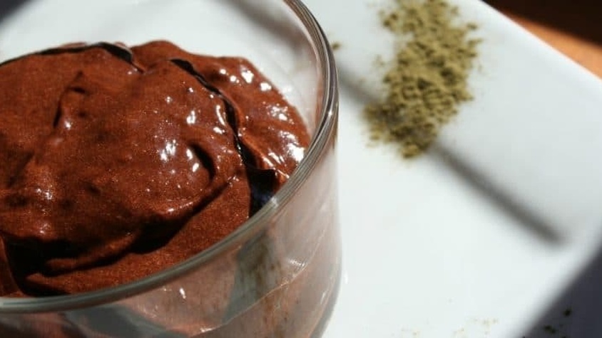 Mousse au chocolat, zeste d'orange et stévia