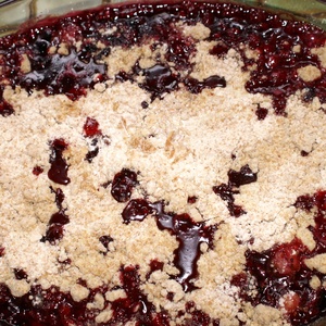 Crumble aux fruits rouges*